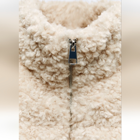 ZARA CROPPED FAUX SHEARLING PUFFER JACKET -- OUT OF STOCK - Picture 4 of 6